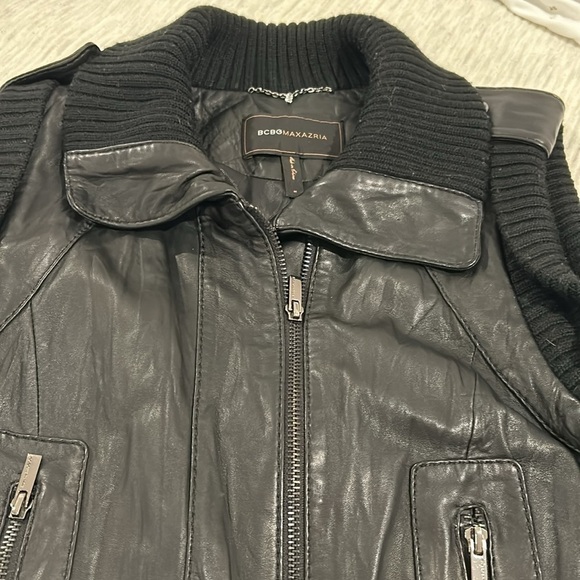 EUC BCBG Viggo Black Leather and Knit Vest size medium - Picture 10 of 15